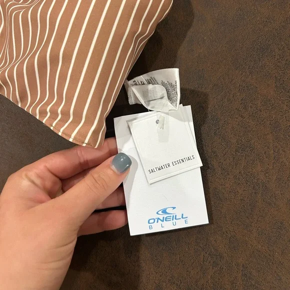 O'Neill Bikini Top Sz XL NWT - Picture 6 of 7